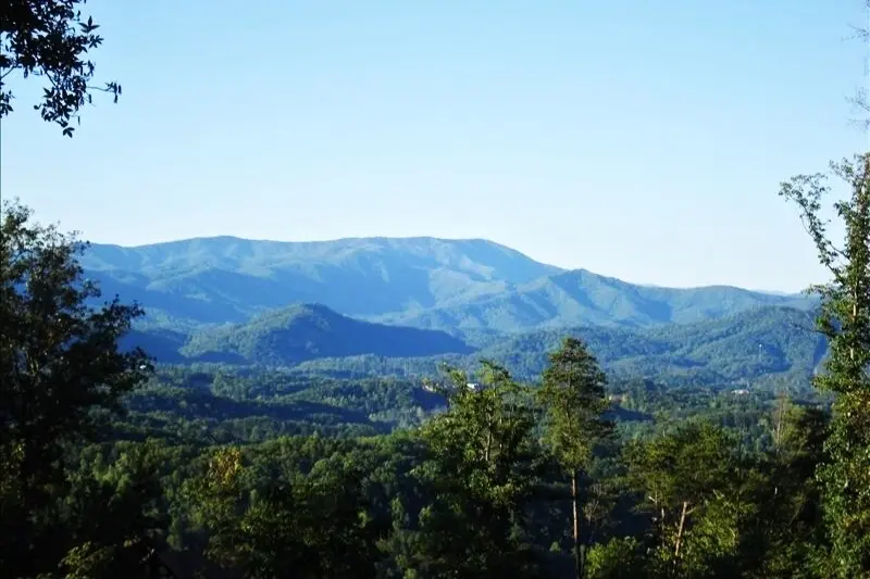 Actual wraparound deck and Smoky Mountain panorama at Thistle Britches.
